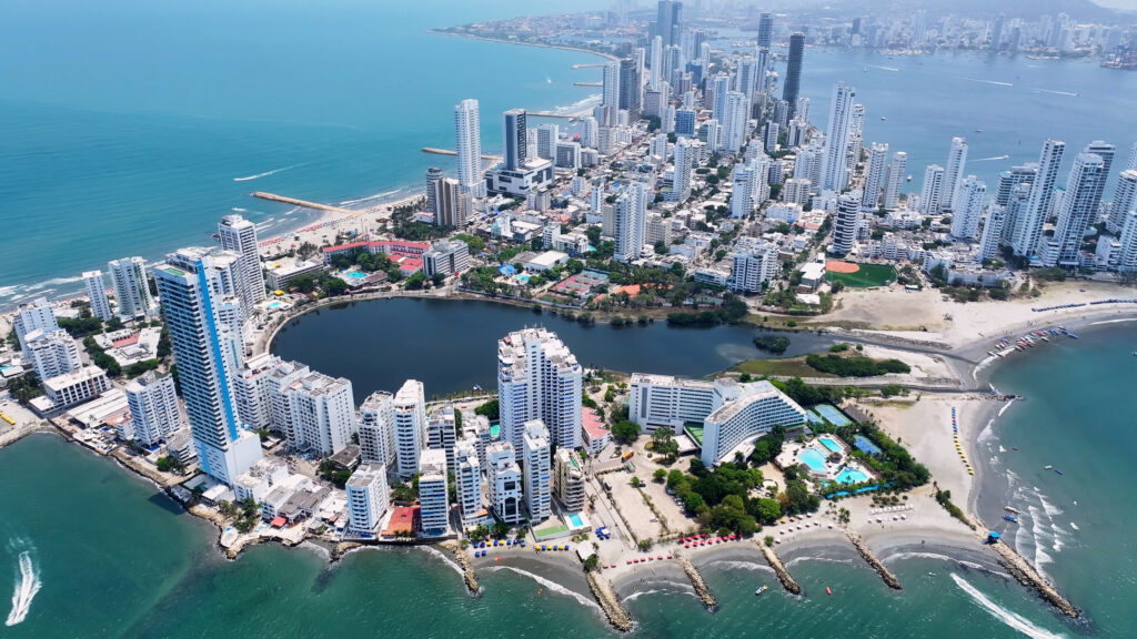 Bocagrande: Modernidad y Playas Urbanas