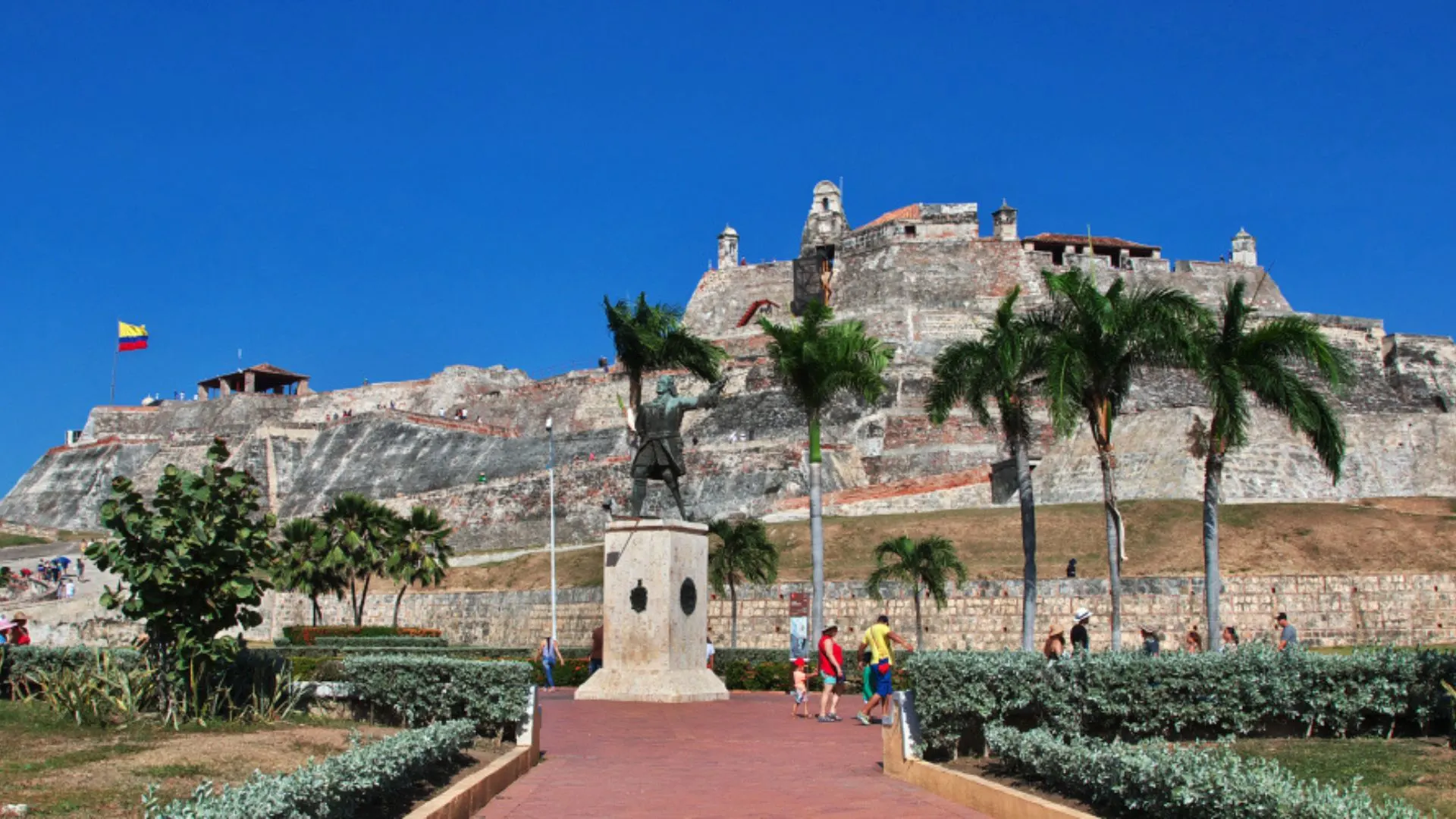 Castillo San Felipe de Barajas: Fortaleza Imponente